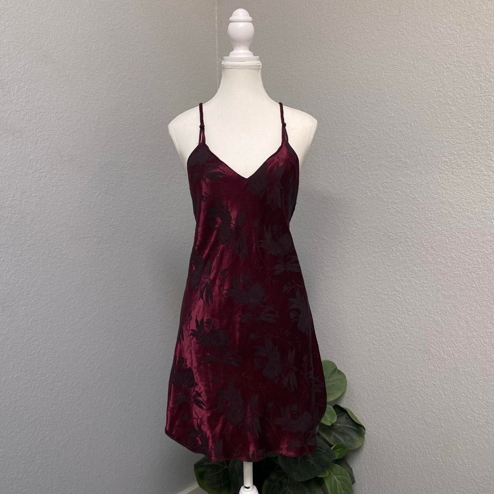 DENTELLE BURGUNDY RED PURPLE BLACK FLORAL DRESS STRAPPY OPEN BACK WHIMSIGOTH